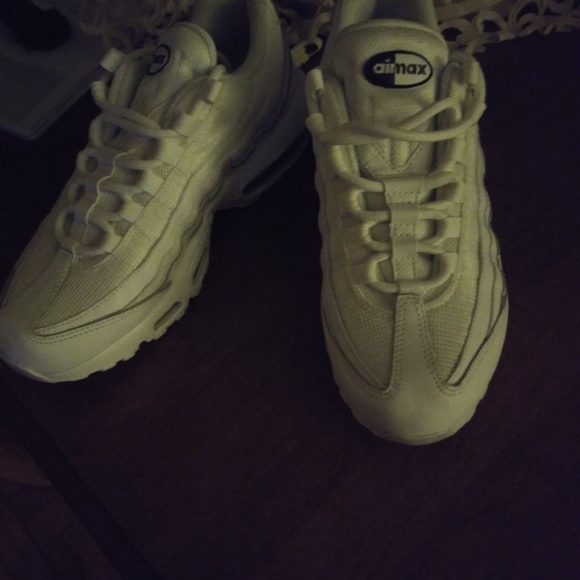 Airmax 95s size 7.5 - Picture 1 of 2